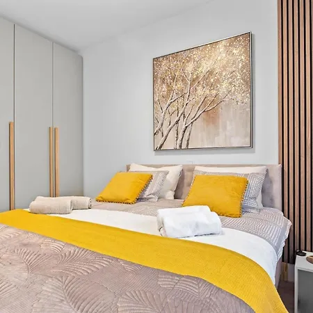 Apartamento Fuer 6 Personen Ca 92 Qm In Medulin, Istrien Suedkueste Von Istrien *